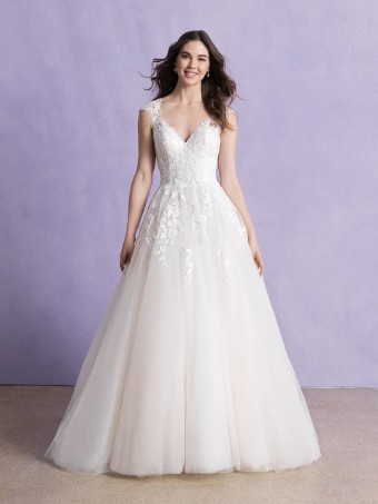 Here & Now Style #5633 #0 default Champ/Ivory thumbnail