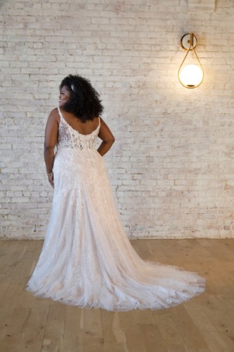Here & Now Style #7479 #6 (IVIV-PL) Ivory Lace & Tulle ov Ivory Gown w Porcelain Tulle Plunge thumbnail