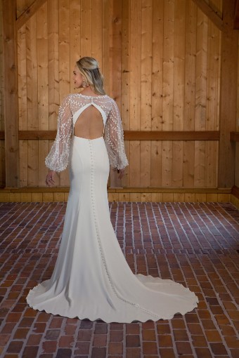 Here & Now Style #D3563 #1 default (IV-PL) Ivory Gown w Porcelain Tulle Plunge thumbnail