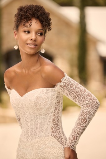 Here & Now Style #Y3172 - Nadine #2 default Ivory/Nude thumbnail