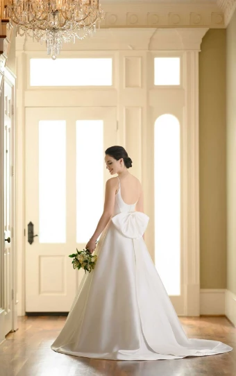 Here & Now Style #1295 #1 default Silk Natural Silk Zibeline with Ivory Tulle and Royal Organza(SZ1159ZZ) thumbnail