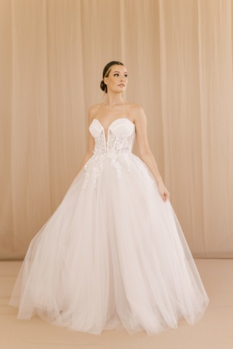Here & Now Style #2509929 #0 default Ivory/Nude thumbnail