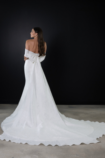 Here & Now Style #25090231 #1 Silk Ivory thumbnail