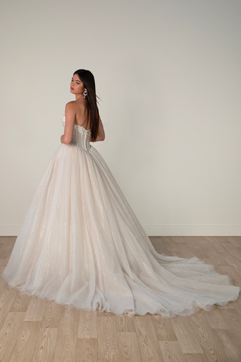 Here & Now Style #8048 #1 Ivory/Almond/Honey thumbnail