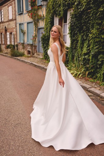 Here & Now Style #2511974 #1 default Ivory thumbnail