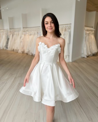 Here & Now Style #4782 #0 default White thumbnail