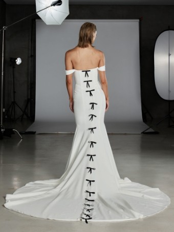 Here & Now Style #Cary - EY668 #1 default Ivory/Black thumbnail