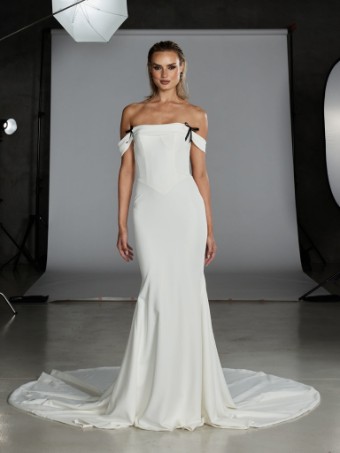 Here & Now Style #Cary - EY668 #0 default Ivory/Black thumbnail