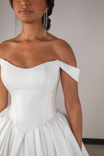 Here & Now Style #D4110 (Zip-Up) #2 (PIV) Pure Ivory thumbnail