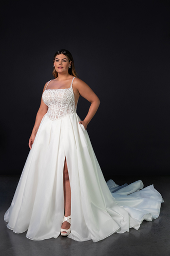 Here & Now Style #1858 (Bodice Unlined) #2 (IV-PL) Ivory Gown w Porcelain Tulle Plunge thumbnail