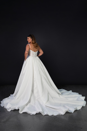 Here & Now Style #1858 (Bodice Unlined) #3 default (IV-PL) Ivory Gown w Porcelain Tulle Plunge thumbnail