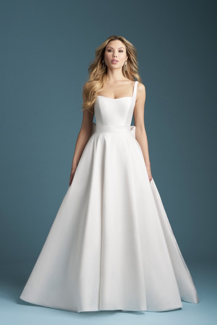 wedding dresses under $1000 She's From Texas I Can Tell Denim Dress Myosotis / L / 74.7%Cotton+16.5%Polyester+8.8%Regenerated Fibre main image 0