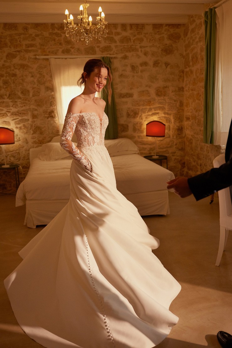 Style #Bella - 11286 Default Image