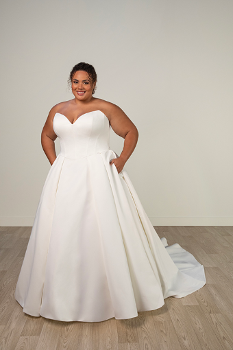Here & Now Style #8033 (Lace Up) #3 (IVR) Ivory thumbnail