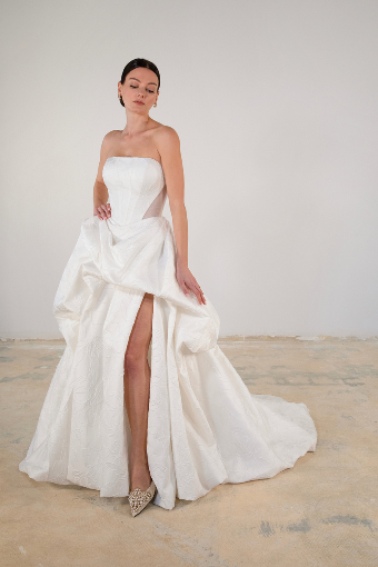 Here & Now Style #LE1364 #0 default Silk Ivory thumbnail
