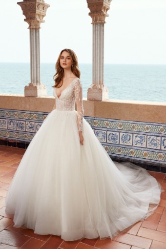 Here & Now Style #Gia-E114 #0 default Ivory thumbnail