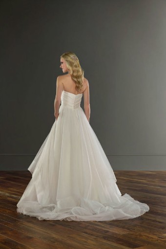 Style #1159 #2 Silk Natural Silk Zibeline with Ivory Tulle and Royal Organza(SZ1159ZZ) thumbnail